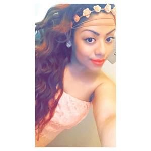 Meet your Posher, Mayra